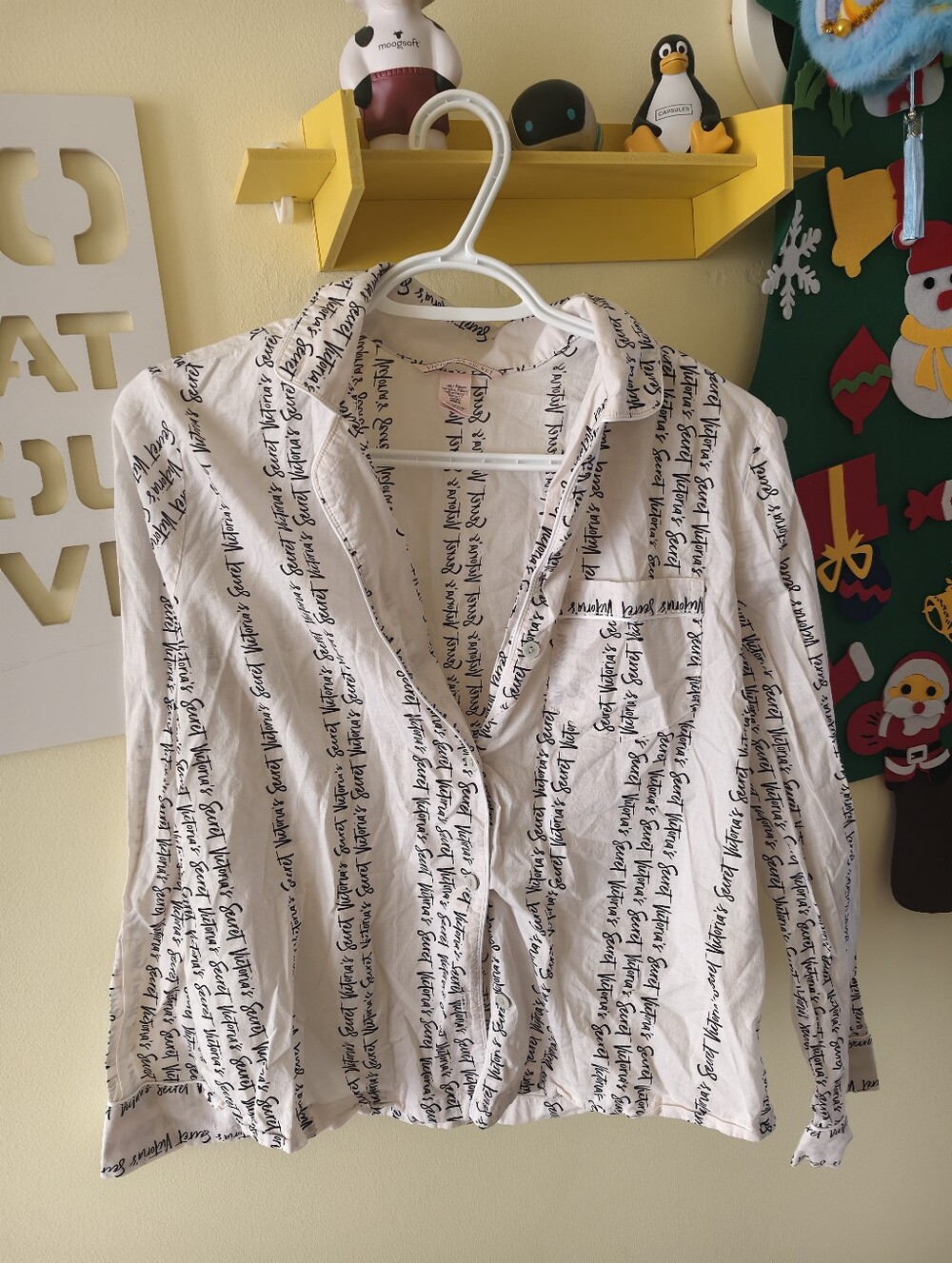 Victoria's Secret Cotton Button-Down Pajama with Signature Print